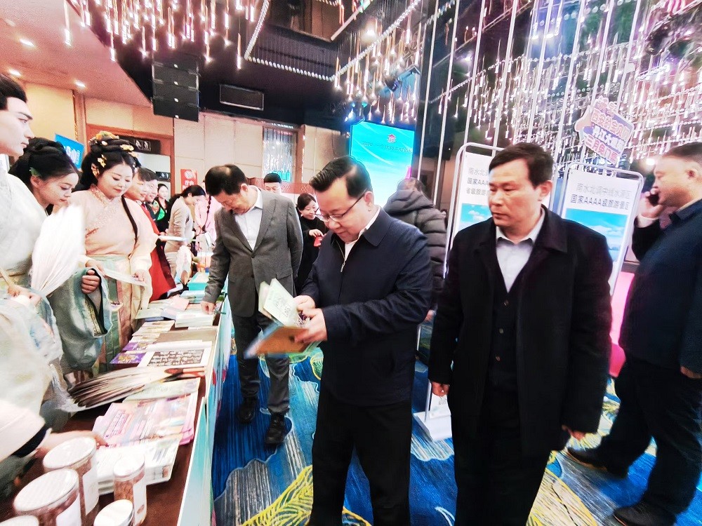 微信图片_20250227105452.jpg 微信图片_20250227105452.jpg